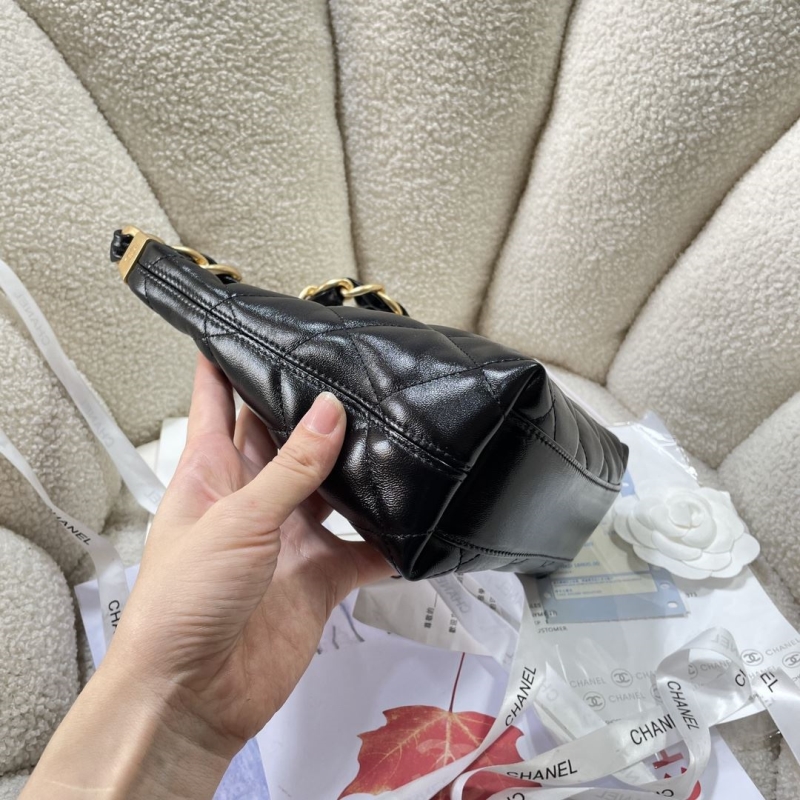 Ch**el hobo bags